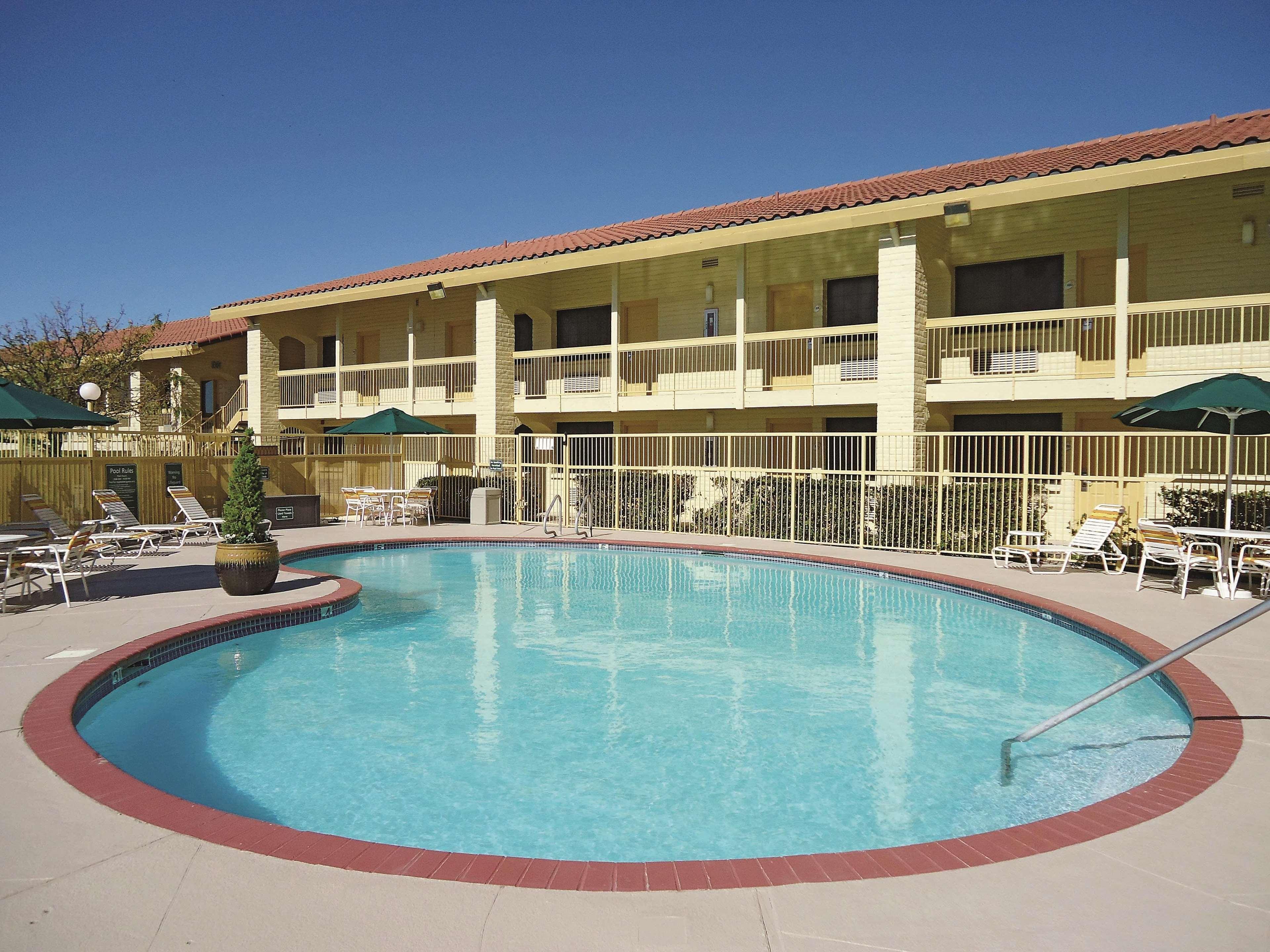 La Quinta Inn By Wyndham Albuquerque Northeast Exterior foto
